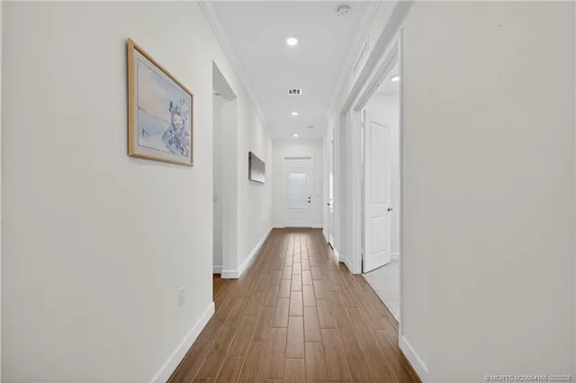 $479,900 | 607 Southeast Mulberry Way, Port St. Lucie, FL 34984