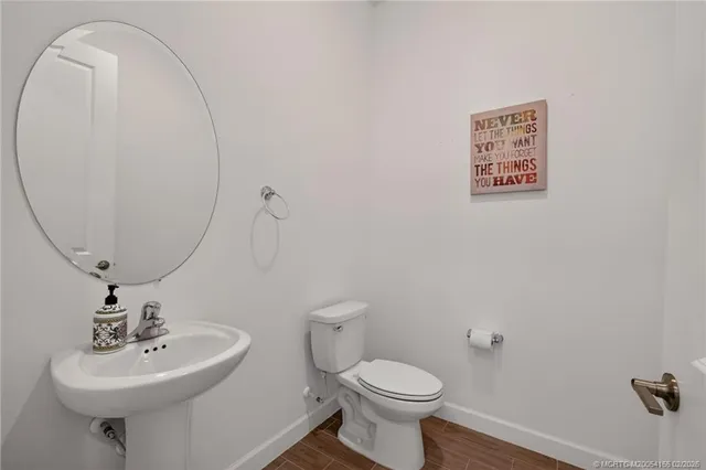 $479,900 | 607 Southeast Mulberry Way, Port St. Lucie, FL 34984