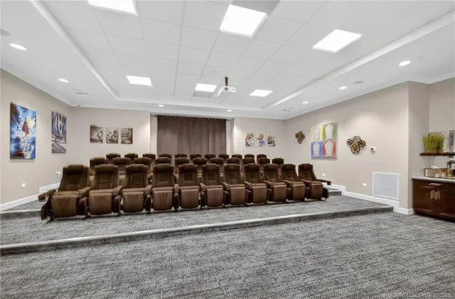 $479,900 | 607 Southeast Mulberry Way, Port St. Lucie, FL 34984