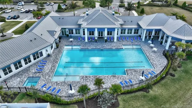 $479,900 | 607 Southeast Mulberry Way, Port St. Lucie, FL 34984