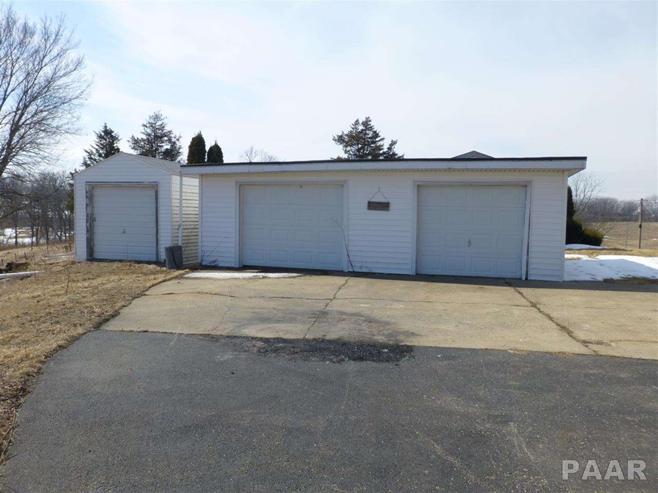25563 Townline Road Tremont, IL 61568 - Photo 3 of 24