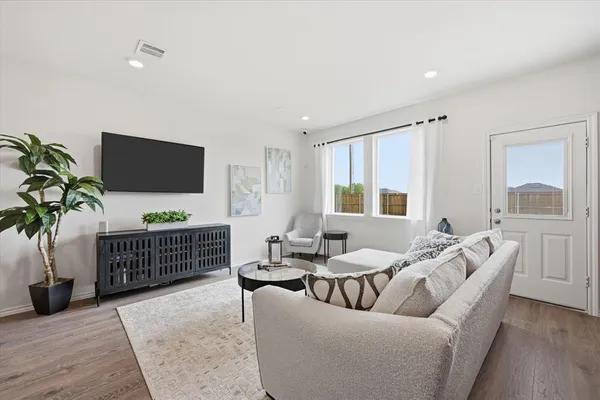 $1,750 | 7001 Cottonseed Drive, Princeton, TX 75407