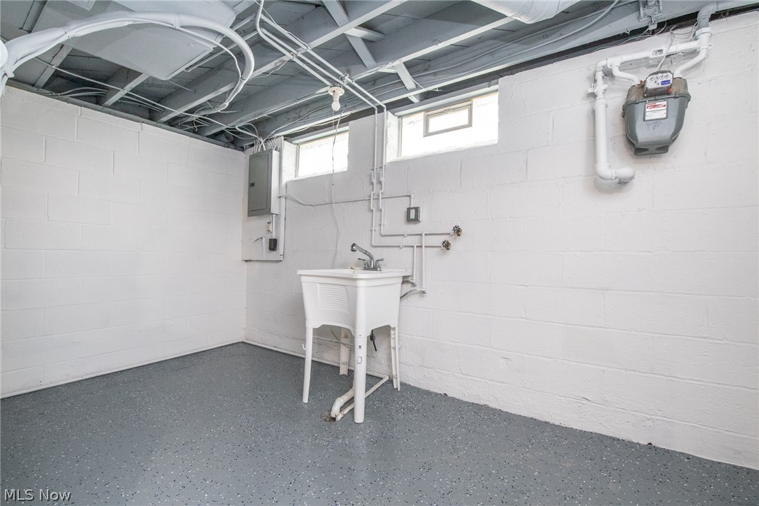 15614 Turney Road Maple Heights, OH 44137 - Photo 20 of 24 Utility room