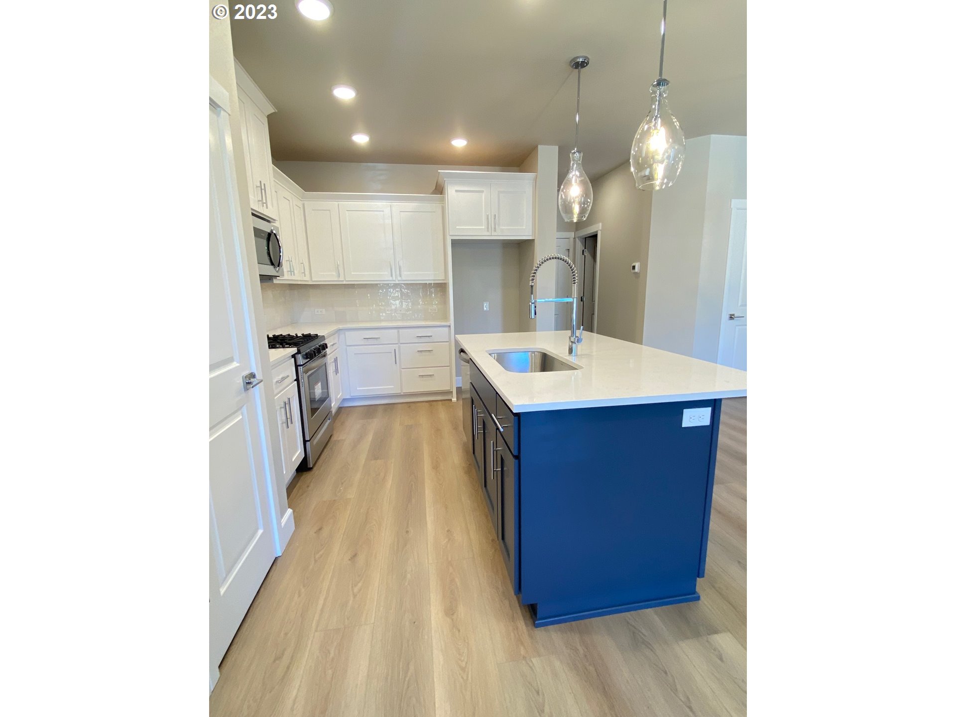18226 Southwest Barrows Road, Unit 59 Beaverton, OR 97007 - Photo 6 of 26 Gallery Image 6