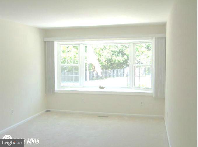17053 Old Baltimore Road Olney, MD 20832 - Photo 8 of 29 Living Room