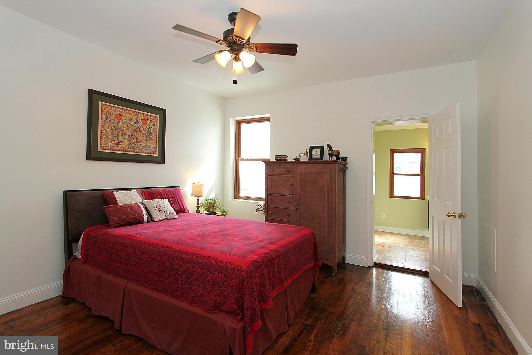 1520 Spring Place Northwest Washington, DC 20010 - Photo 15 of 29 Bedroom (Master)