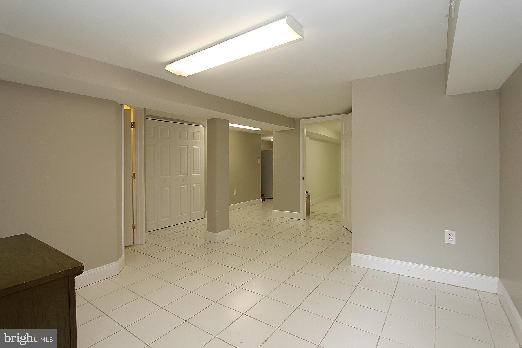 1520 Spring Place Northwest Washington, DC 20010 - Photo 22 of 29 Basement