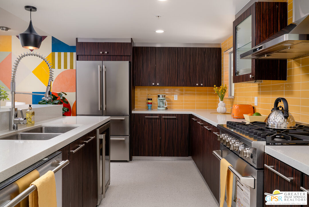 588 East San Lorenzo Road, Unit 102 Palm Springs, CA 92264 - Photo 11 of 75