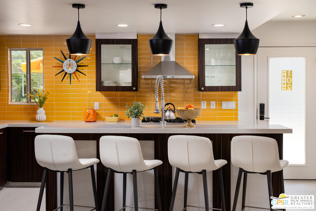 588 East San Lorenzo Road, Unit 102 Palm Springs, CA 92264 - Photo 12 of 75