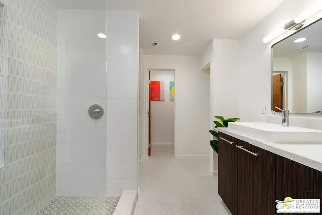 $559,900 | 588 East San Lorenzo Road, Unit 102, Palm Springs, CA 92264