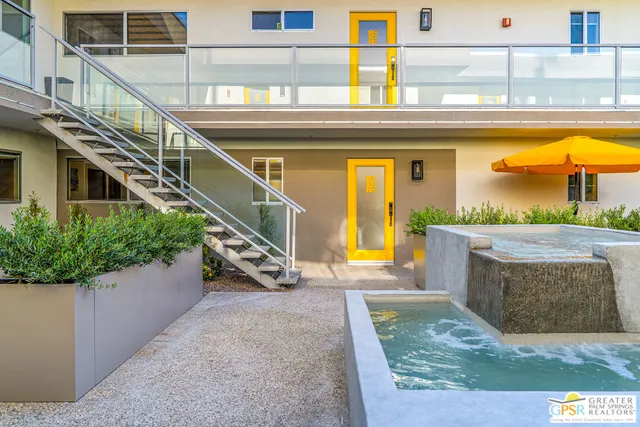 $559,900 | 588 East San Lorenzo Road, Unit 102, Palm Springs, CA 92264