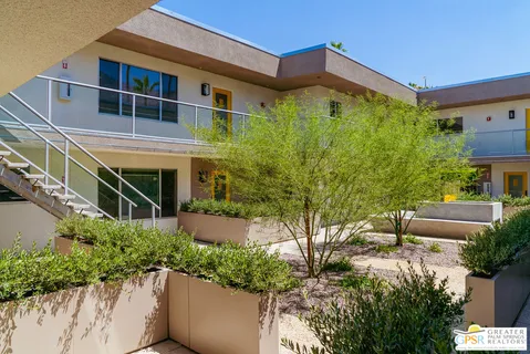 $559,900 | 588 East San Lorenzo Road, Unit 102, Palm Springs, CA 92264