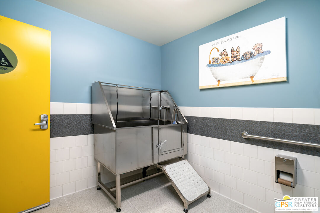 588 East San Lorenzo Road, Unit 102 Palm Springs, CA 92264 - Photo 47 of 75