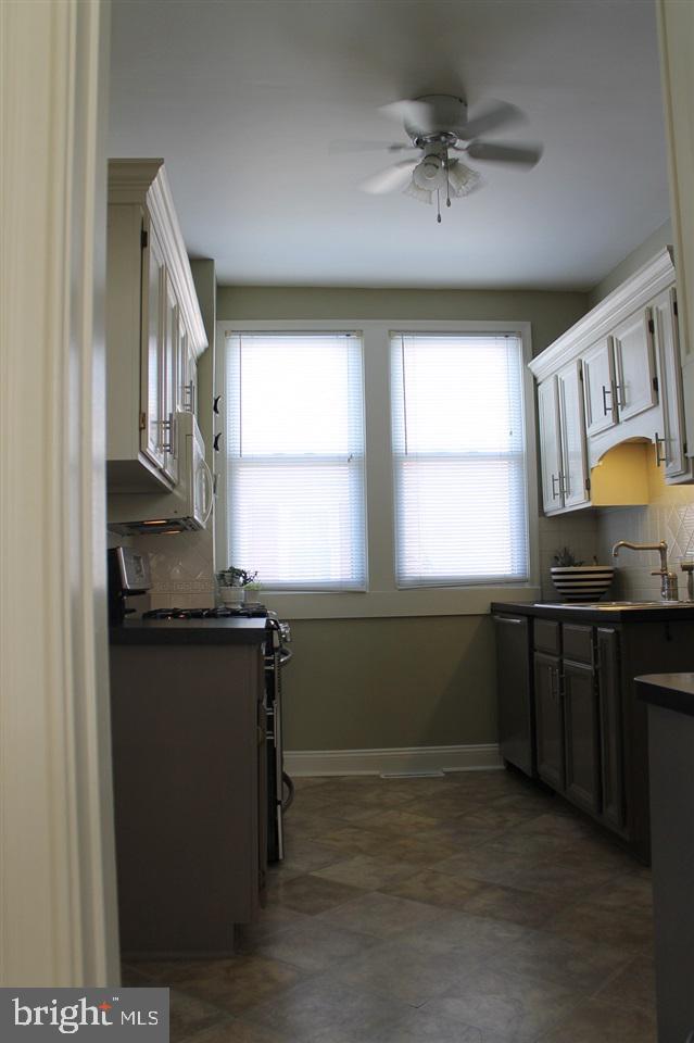 824 West Trindle Road Mechanicsburg, PA 17055 - Photo 9 of 22 Gallery Image 9