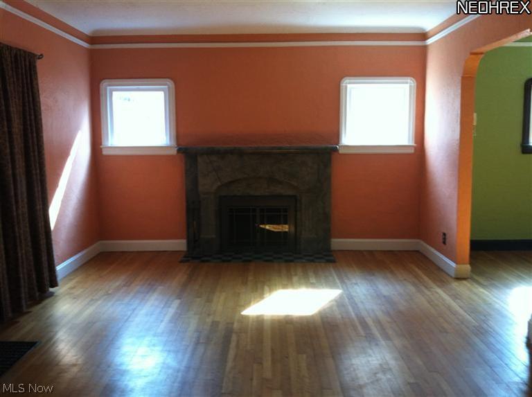 3516 Bainbridge Road Cleveland, OH 44118 - Photo 2 of 10