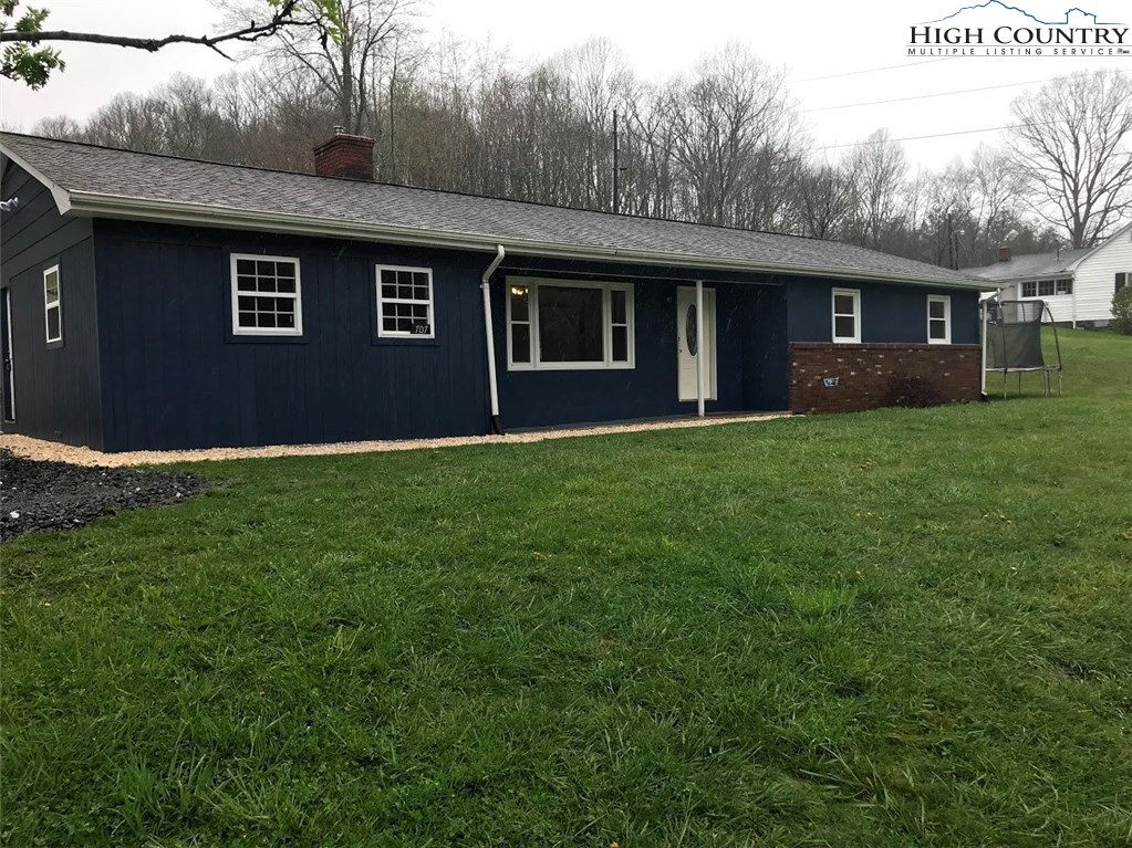 707 Buffalo Road West Jefferson, NC 28694 - Photo 1 of 48 Gallery Image 1