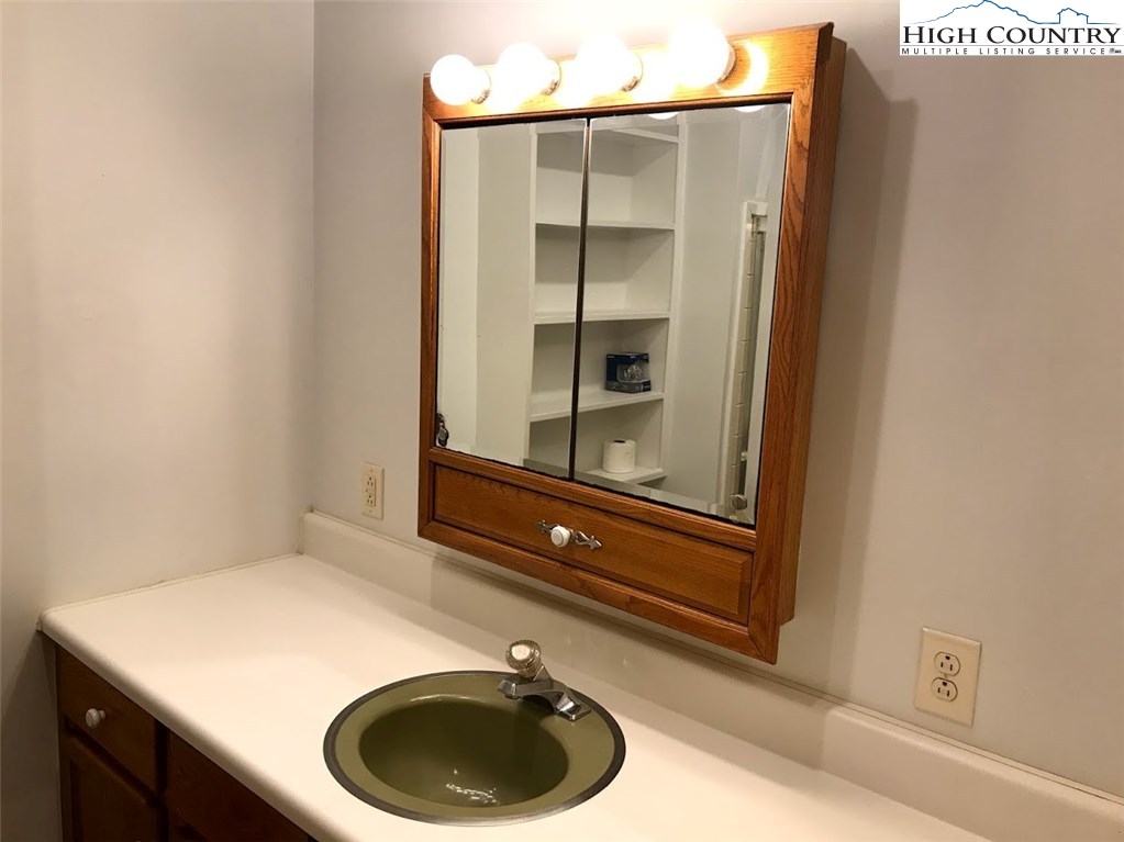 707 Buffalo Road West Jefferson, NC 28694 - Photo 24 of 48 Gallery Image 24