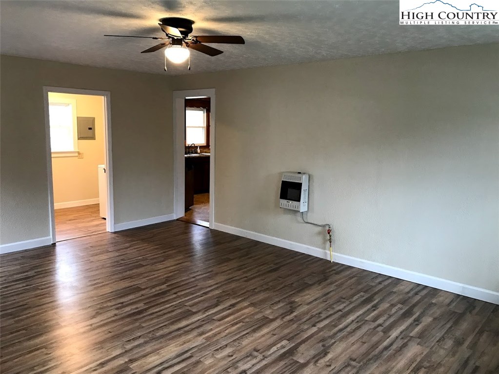 707 Buffalo Road West Jefferson, NC 28694 - Photo 4 of 48 Gallery Image 4
