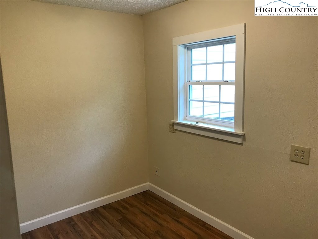 707 Buffalo Road West Jefferson, NC 28694 - Photo 6 of 48 Gallery Image 6