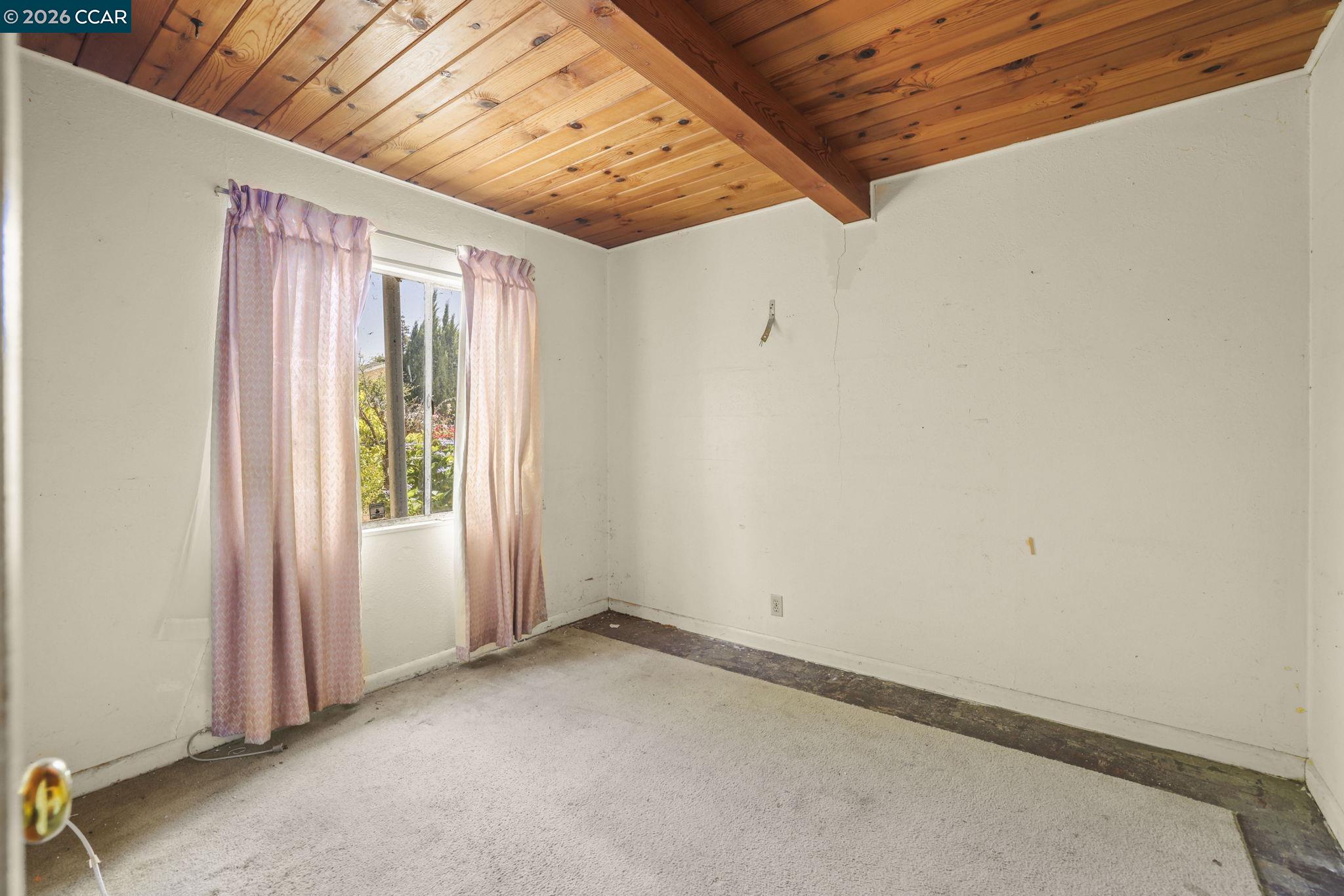 4521 Canyon Road El Sobrante, CA 94803 - Photo 11 of 25