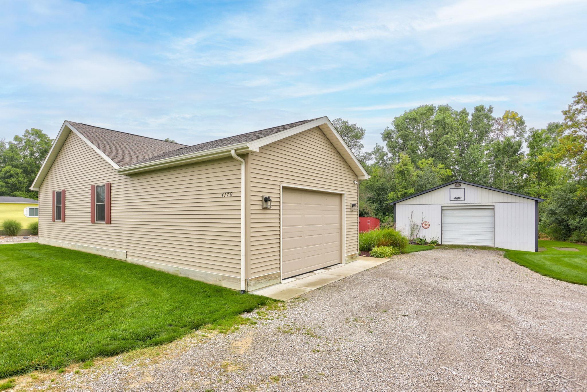 4179 Coldwater Road Flint, MI 48504 - Photo 3 of 76 50120504-2.JPG