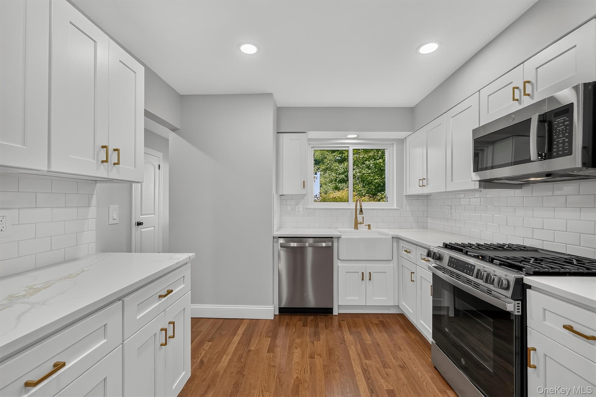 13 Timber Ridge Mount Kisco, NY 10549 - Photo 8 of 45 Gallery Image 8