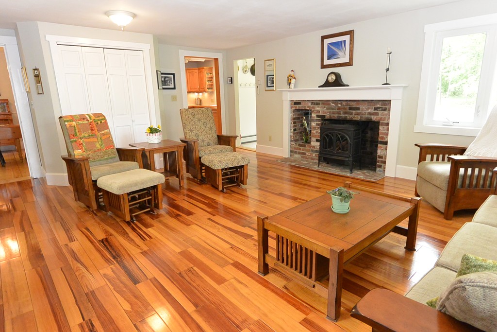 59 Old County Road Lancaster, MA 01523 - Photo 2 of 30