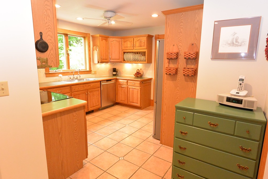 59 Old County Road Lancaster, MA 01523 - Photo 7 of 30