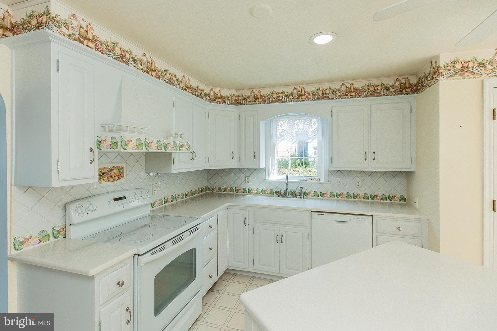 120 West 3rd Avenue Lititz, PA 17543 - Photo 14 of 86