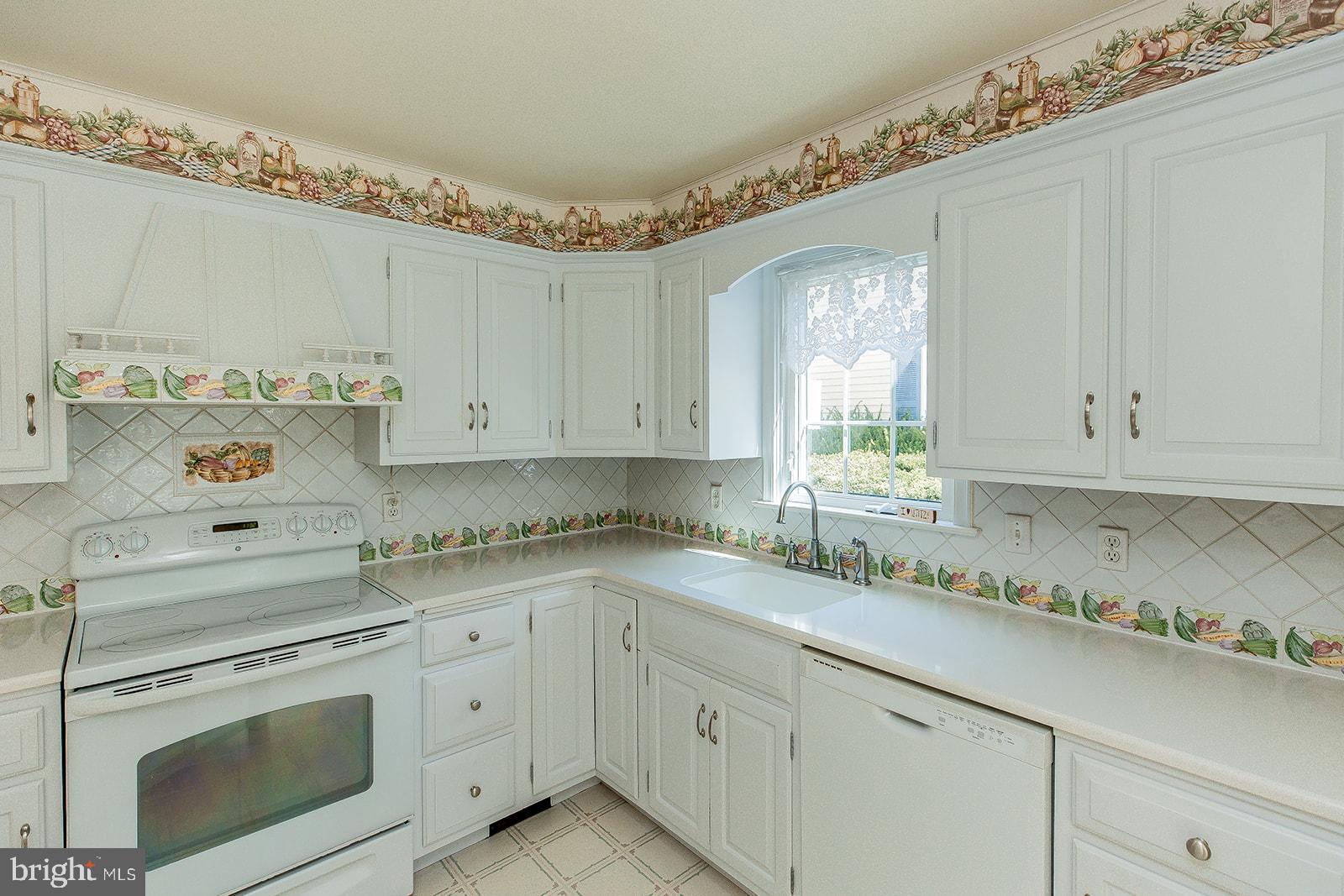 120 West 3rd Avenue Lititz, PA 17543 - Photo 15 of 86