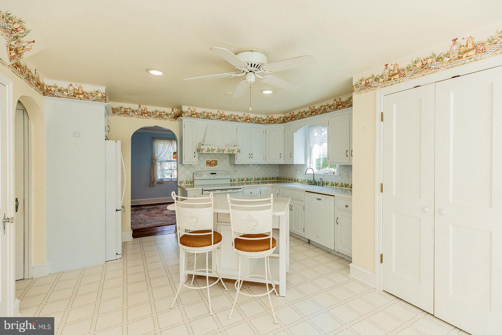 120 West 3rd Avenue Lititz, PA 17543 - Photo 18 of 86