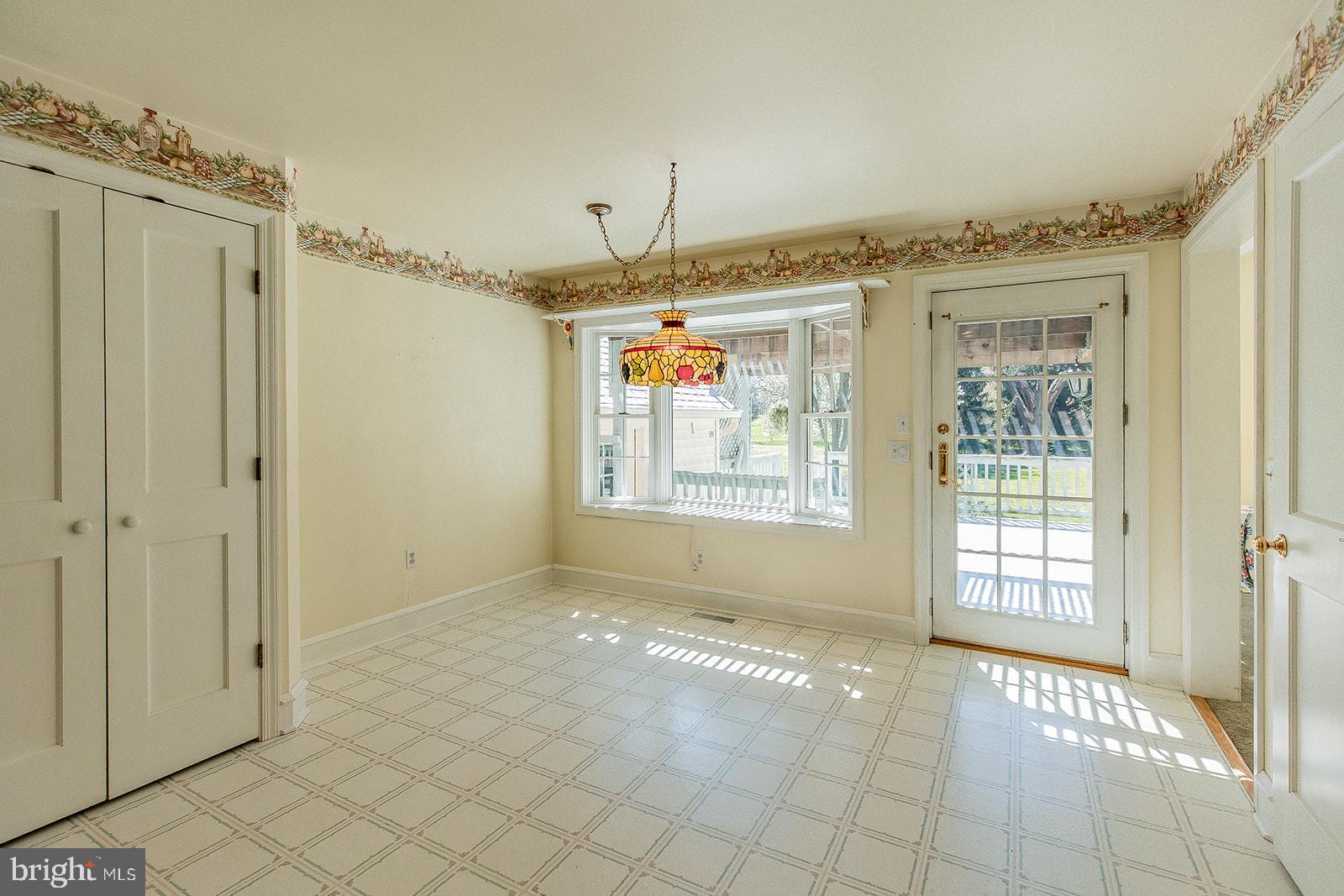 120 West 3rd Avenue Lititz, PA 17543 - Photo 23 of 86