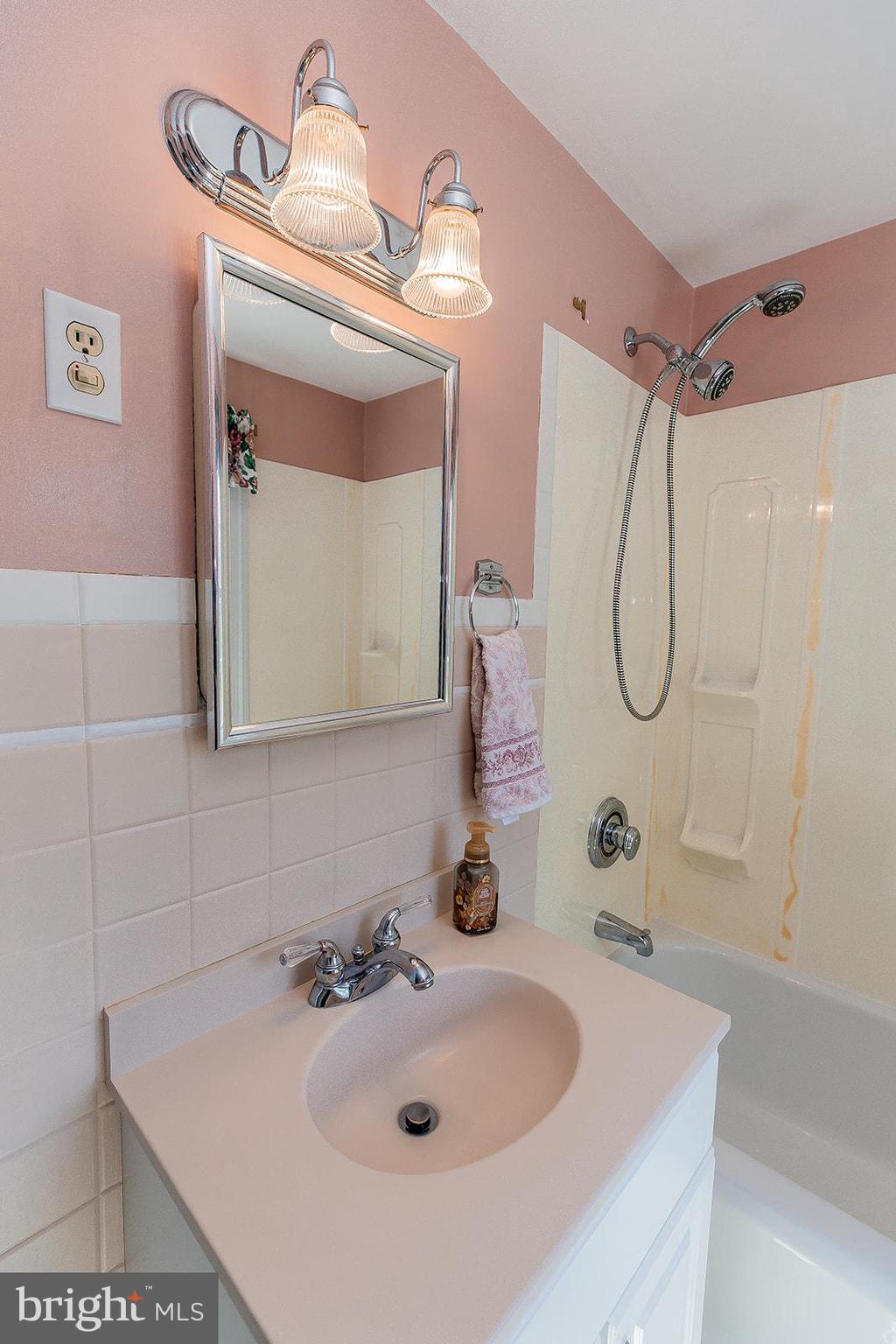 120 West 3rd Avenue Lititz, PA 17543 - Photo 54 of 86