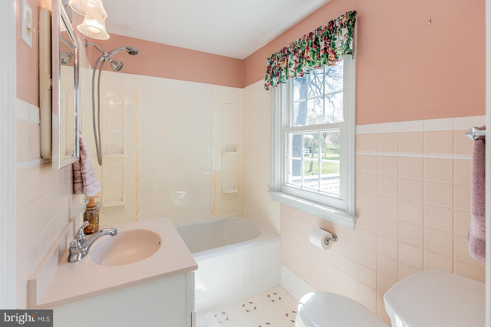 120 West 3rd Avenue Lititz, PA 17543 - Photo 56 of 86