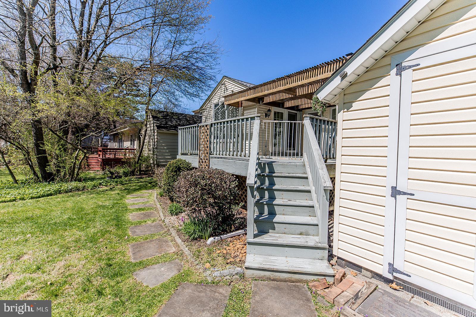 120 West 3rd Avenue Lititz, PA 17543 - Photo 77 of 86