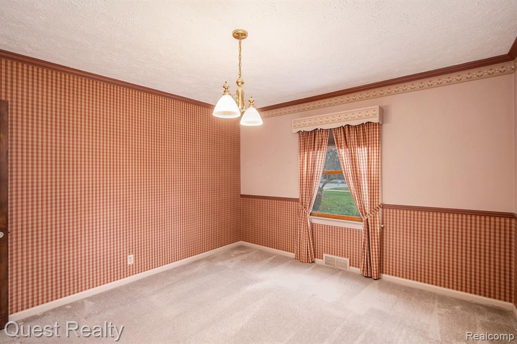 49830 Shelby Road Utica, MI 48317 - Photo 29 of 54 Gallery Image 29