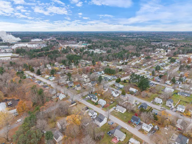 $400,000 | 184 Central Street, Westbrook, ME 04092