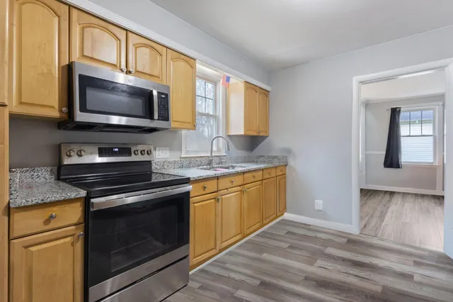 $400,000 | 184 Central Street, Westbrook, ME 04092