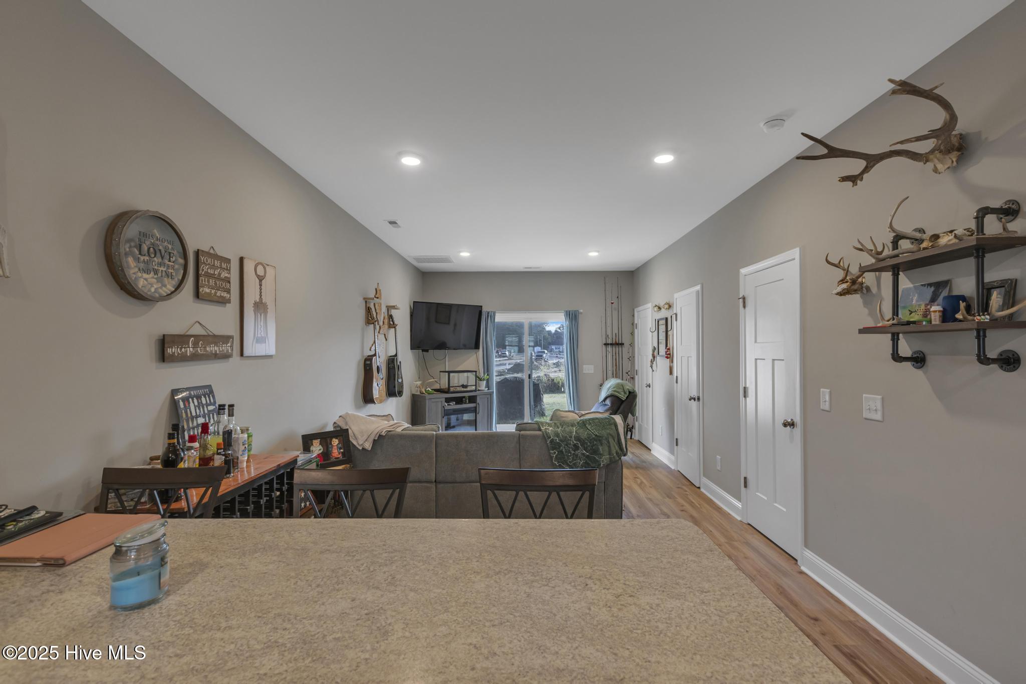 624 Jacks Xing Drive Hubert, NC 28539 - Photo 8 of 24 living rm