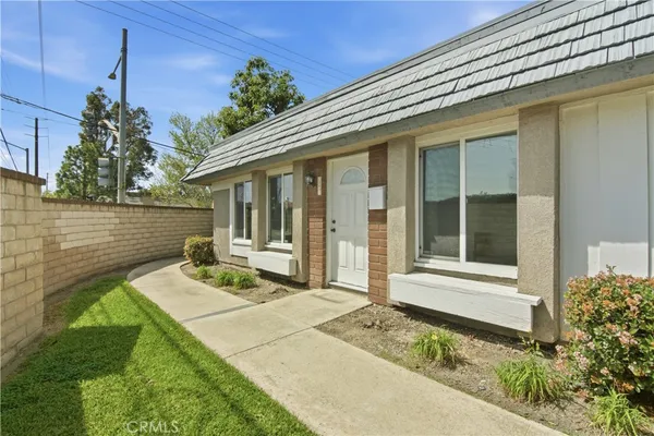 $574,900 | 23011 Ditz Lane, Lake Forest, CA 92630