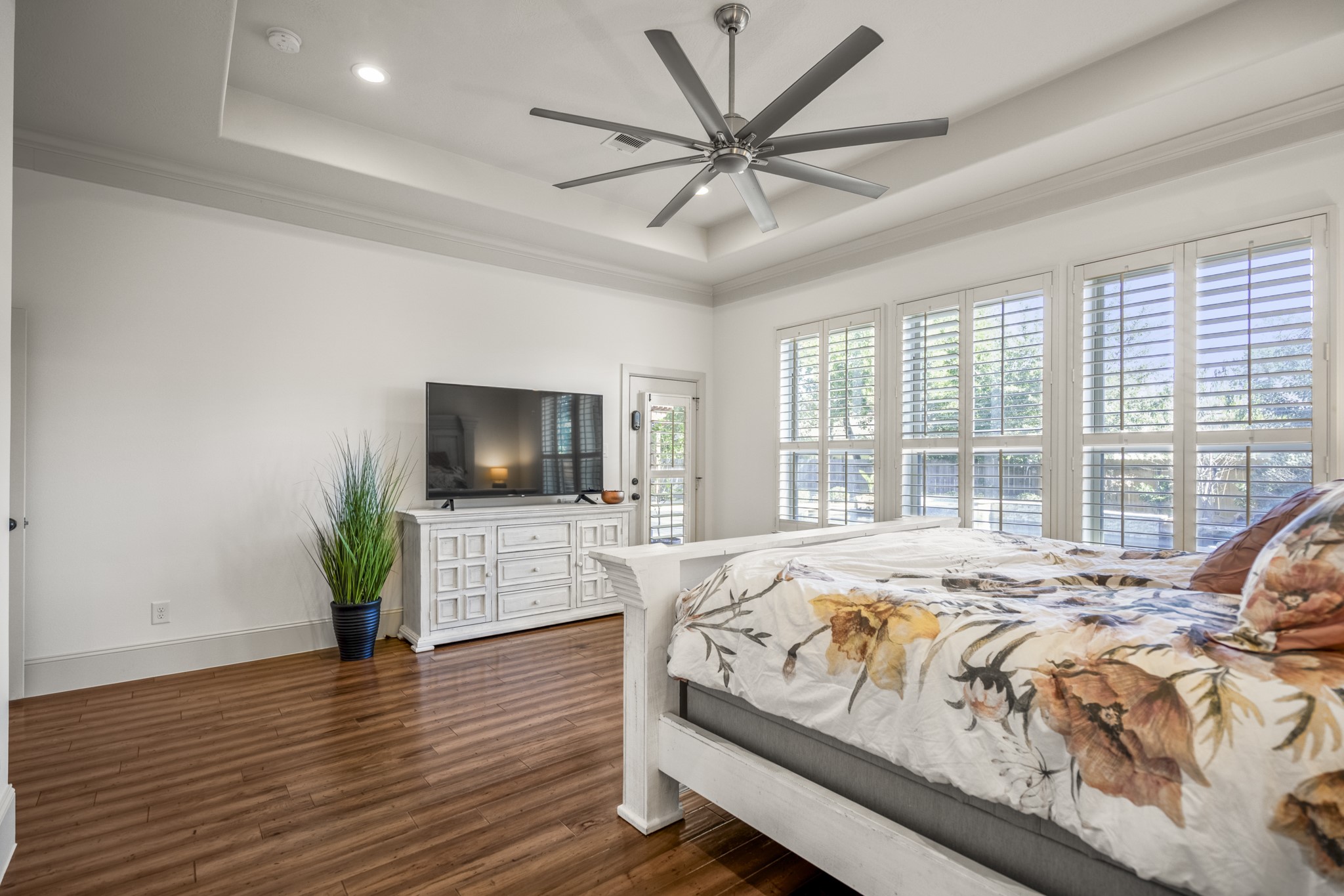 3710 Snowden Point Lane Spring, TX 77386 - Photo 18 of 50 Another view of the primary suite that overlooks the backyard oasis and provides direct access to your back porch.
