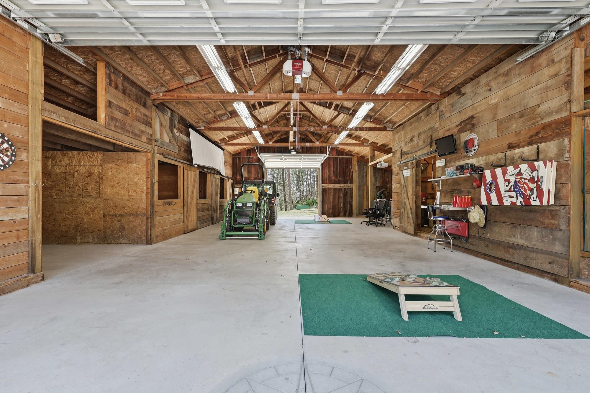 9516 East Day Road Mead, WA 99021 - Photo 46 of 50