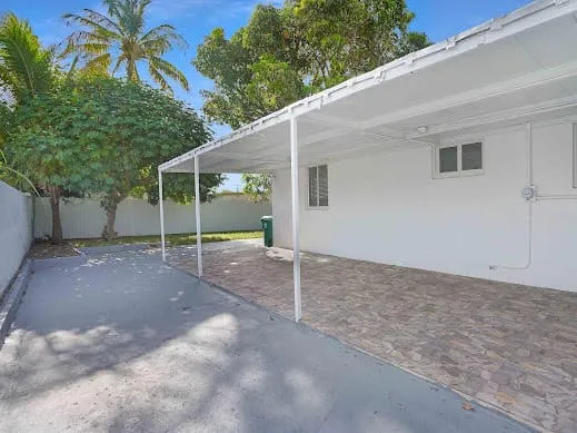 $5,800 | 411 Northwest 51st Avenue, Miami, FL 33126