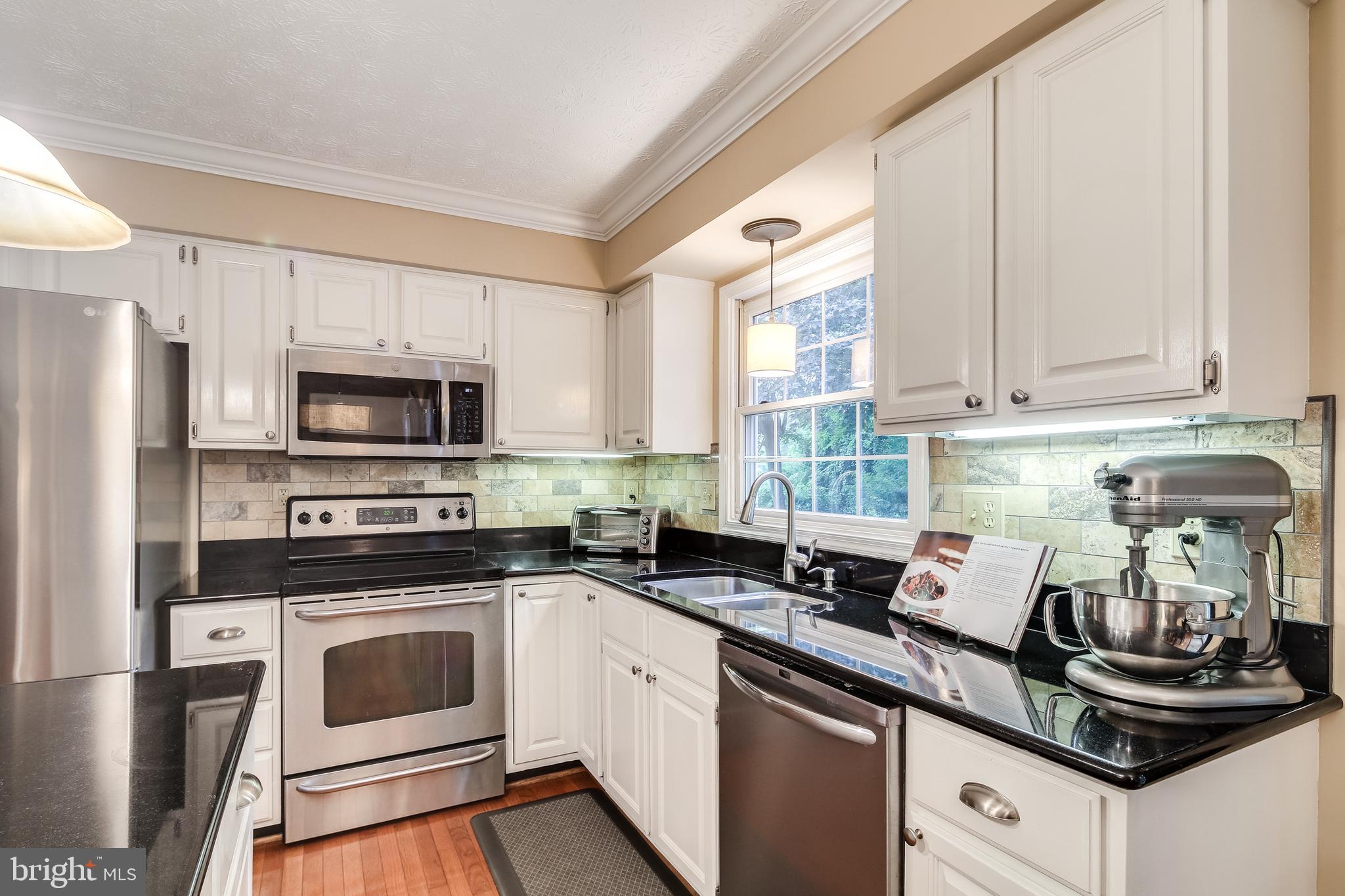 10404 Stansfield Road Laurel, MD 20723 - Photo 10 of 35 Renovated kitchen