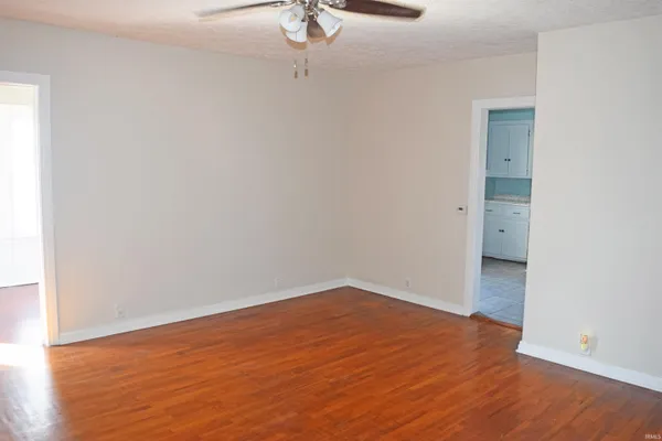 $169,900 | 932 Joan Avenue, Evansville, IN 47711