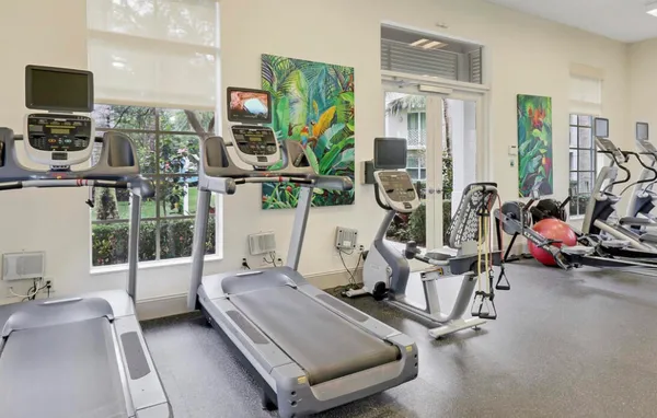 $3,300 | 133 Bay Colony Drive North, Juno Beach, FL 33408