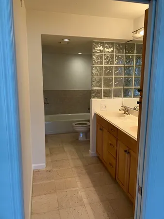 $3,300 | 133 Bay Colony Drive North, Juno Beach, FL 33408