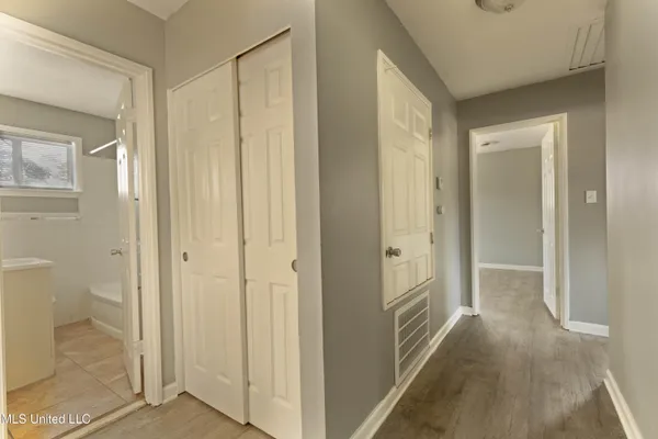 $1,700 | 5157 Parkway Drive, Jackson, MS 39211
