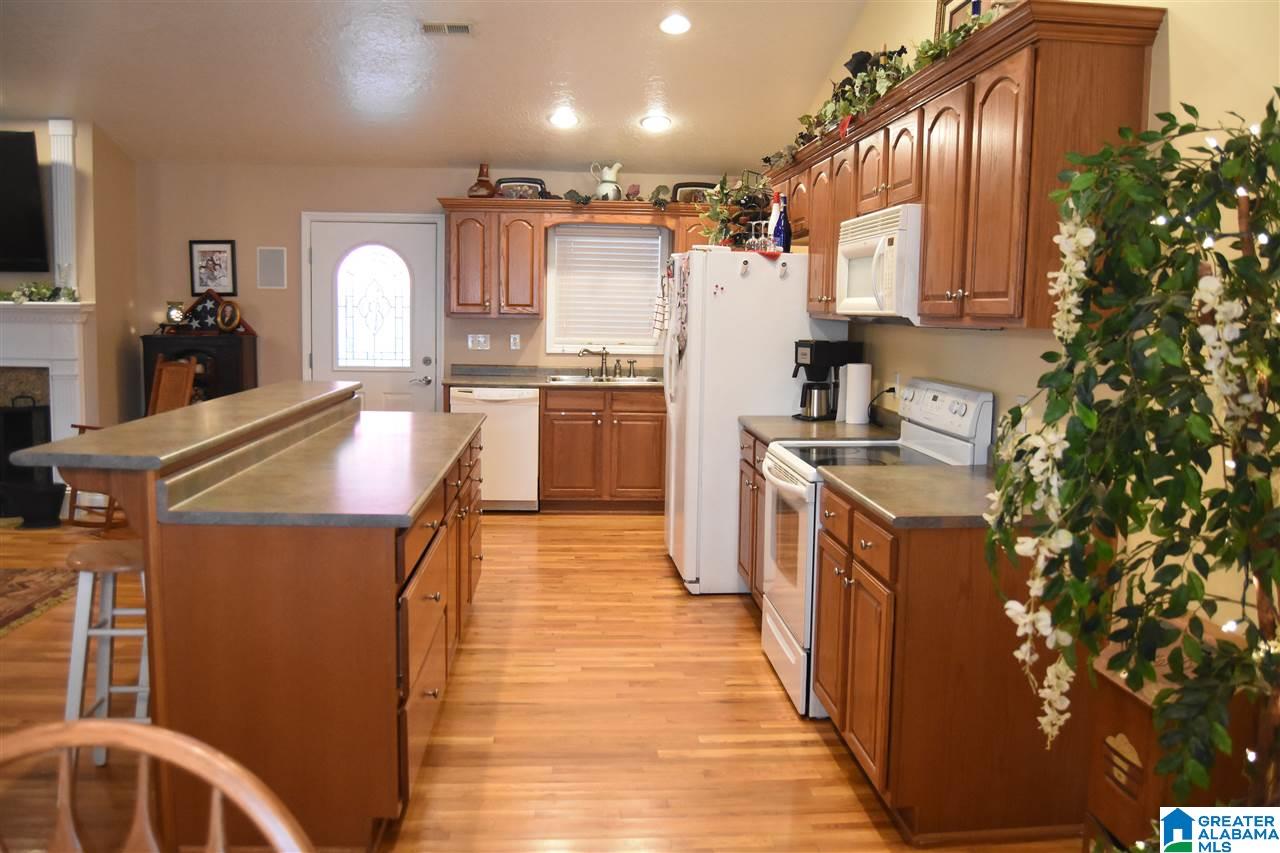 135 Wilson Way Weaver, AL 36277 - Photo 13 of 46