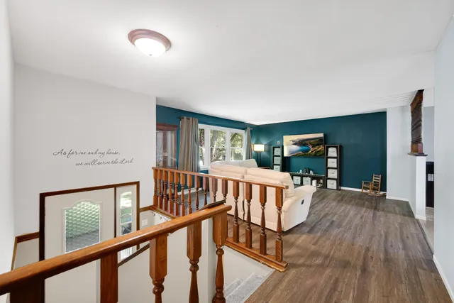 a view of livingroom with furniture and windows